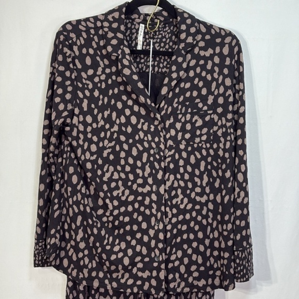 👂🏽 soma, black and brown dot print long sleeve knit pajamas